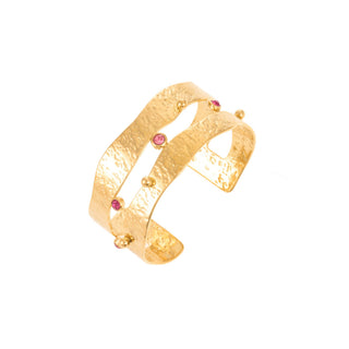 Glossy textured bracelet